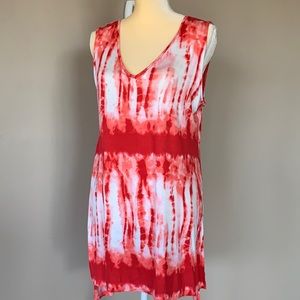 Red and white tie dyed Tunic by Como vintage large